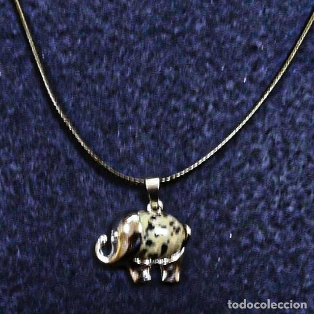 Jewelry: COLGANTE ELEFANTE DE ALPACA CON CABUJON AGATA NEVADA Y CORDON. MED. 30 X 27 MM ALPACA PLATEADA