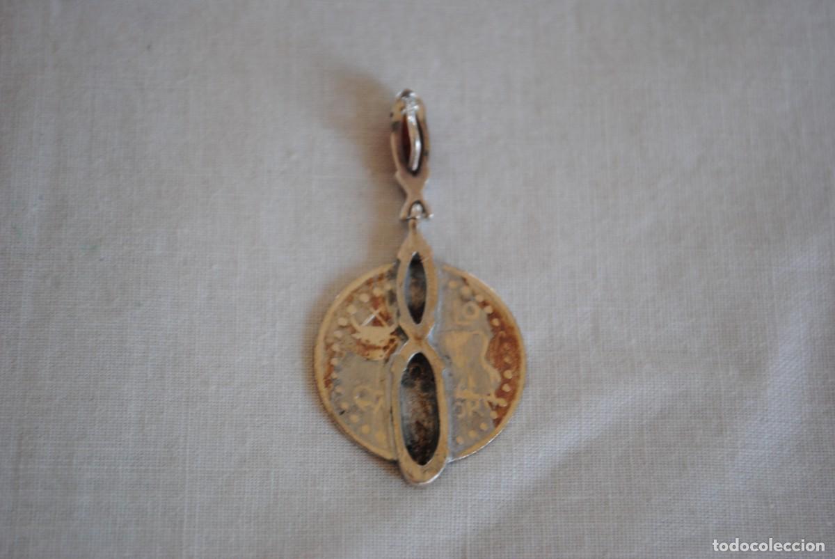 Joyeria: COLGANTE DE PLATA CON MONEDA ANTIGUA DE PLATA . - Foto 4