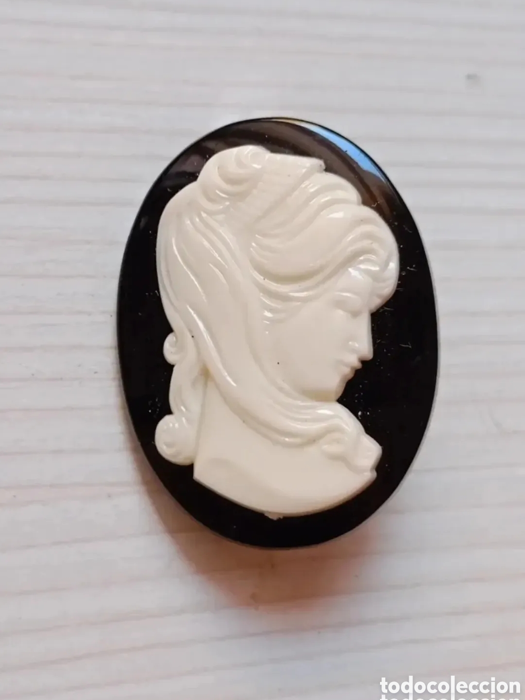 Joyeria: Broche camafeo vintage ovalado blanco y negro mujer 4x3cm