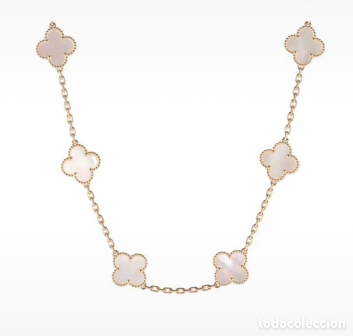 Jewelry: Collar dorado tr&eacute;boles n&aacute;car blanco