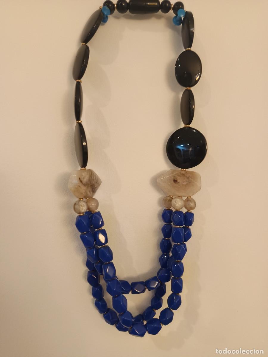 Joyeria: Collar con cuentas poliformes de resina natural - Foto 1