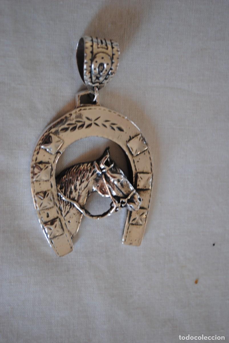 Joyeria: COLGANTE DE PLATA EN FORMA DE HERRADURA - Foto 2