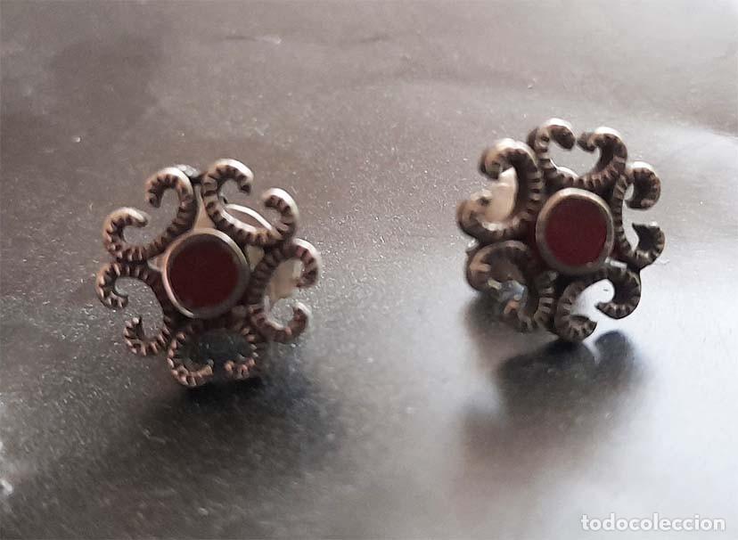 Joyeria: Anillo y pendientes de plata y coral - Foto 5