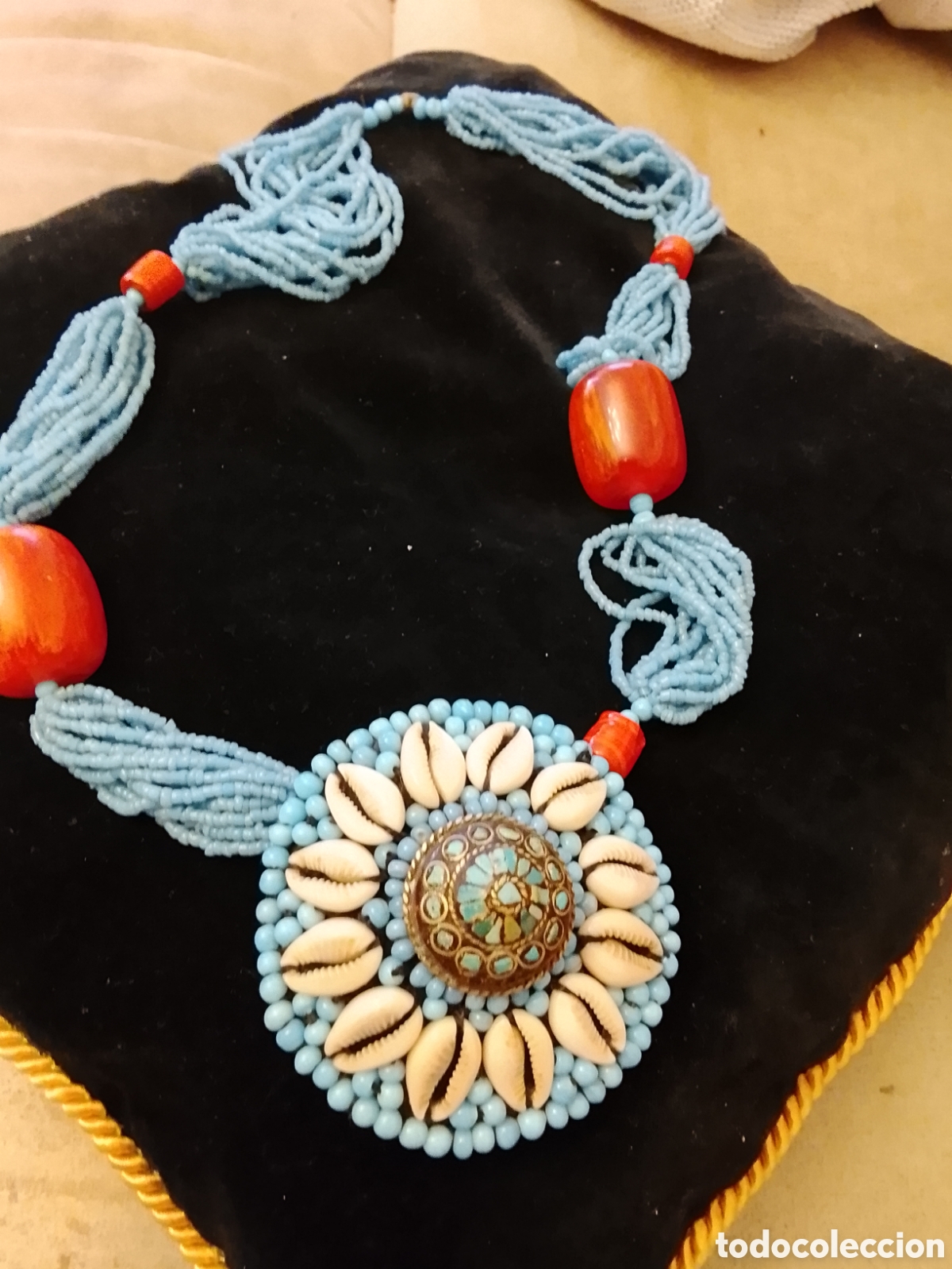 Joyeria: Antiguo collar artesanal ,Mide 6e cent&iacute;metros .Ver fotos y leer descripci&oacute;n .