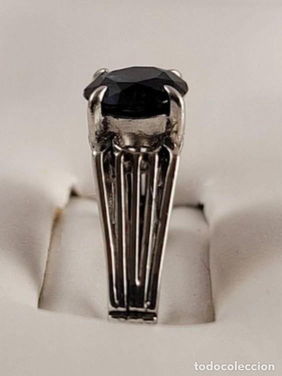 Joyeria: Anillo oro blanco 14 kt con zafiro - Foto 3