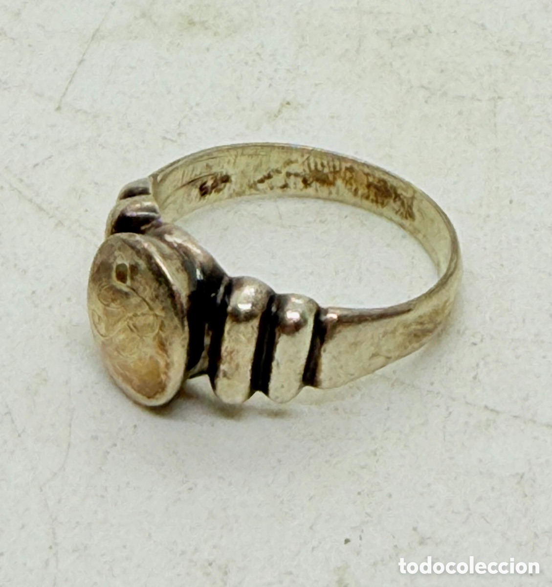 Joyeria: Antiguo Anillo de Plata