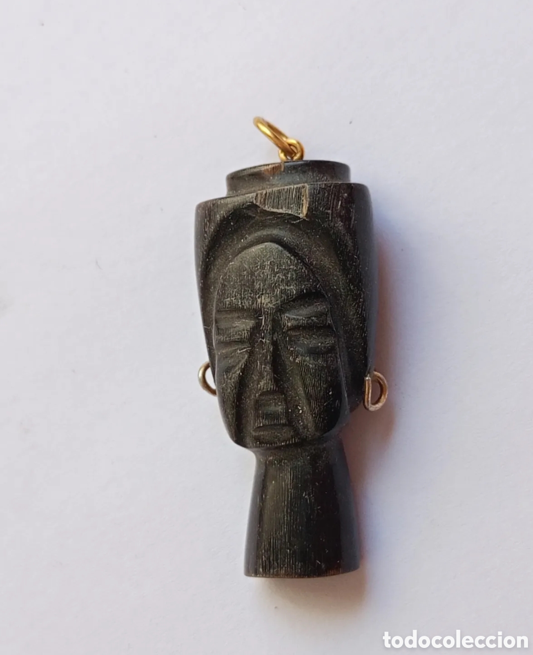 Joyeria: Colgante &eacute;tnico busto mujer 3x1cm resina negra