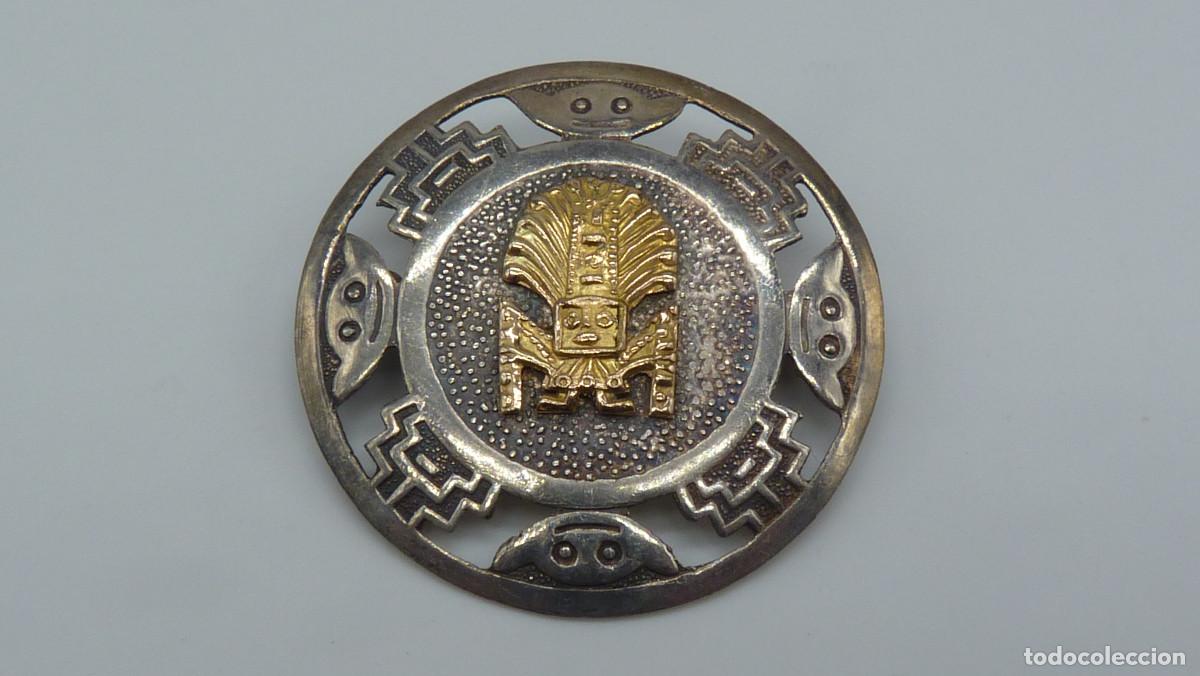 Joyeria: COLGANTE-BROCHE PLATA (925) Y MOTIVO INCA EN ORO DE 18 KLTS.