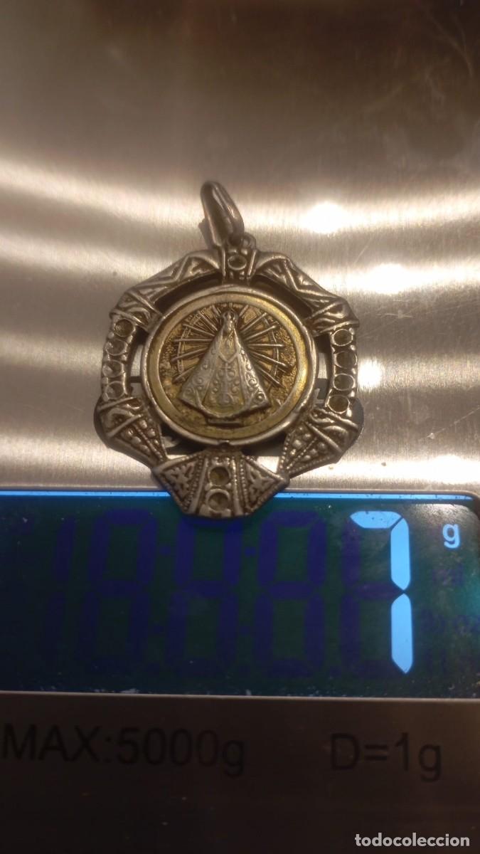 Joyeria: Broche devocional de la Virgen de Luj&aacute;n. Plata y ba&ntilde;o oro. - Foto 7