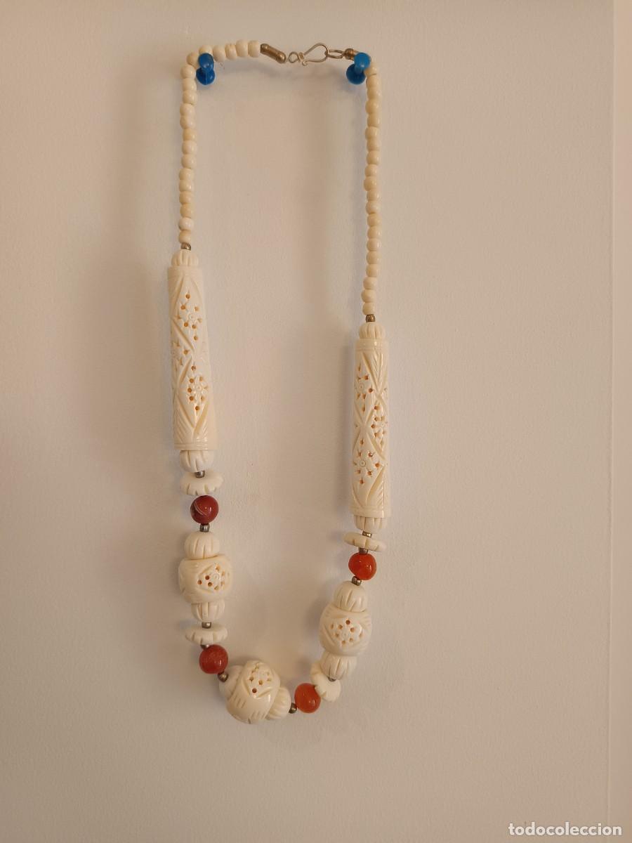 Joyeria: Collar vintage de cuentas beige y rojas artesanal&nbsp;