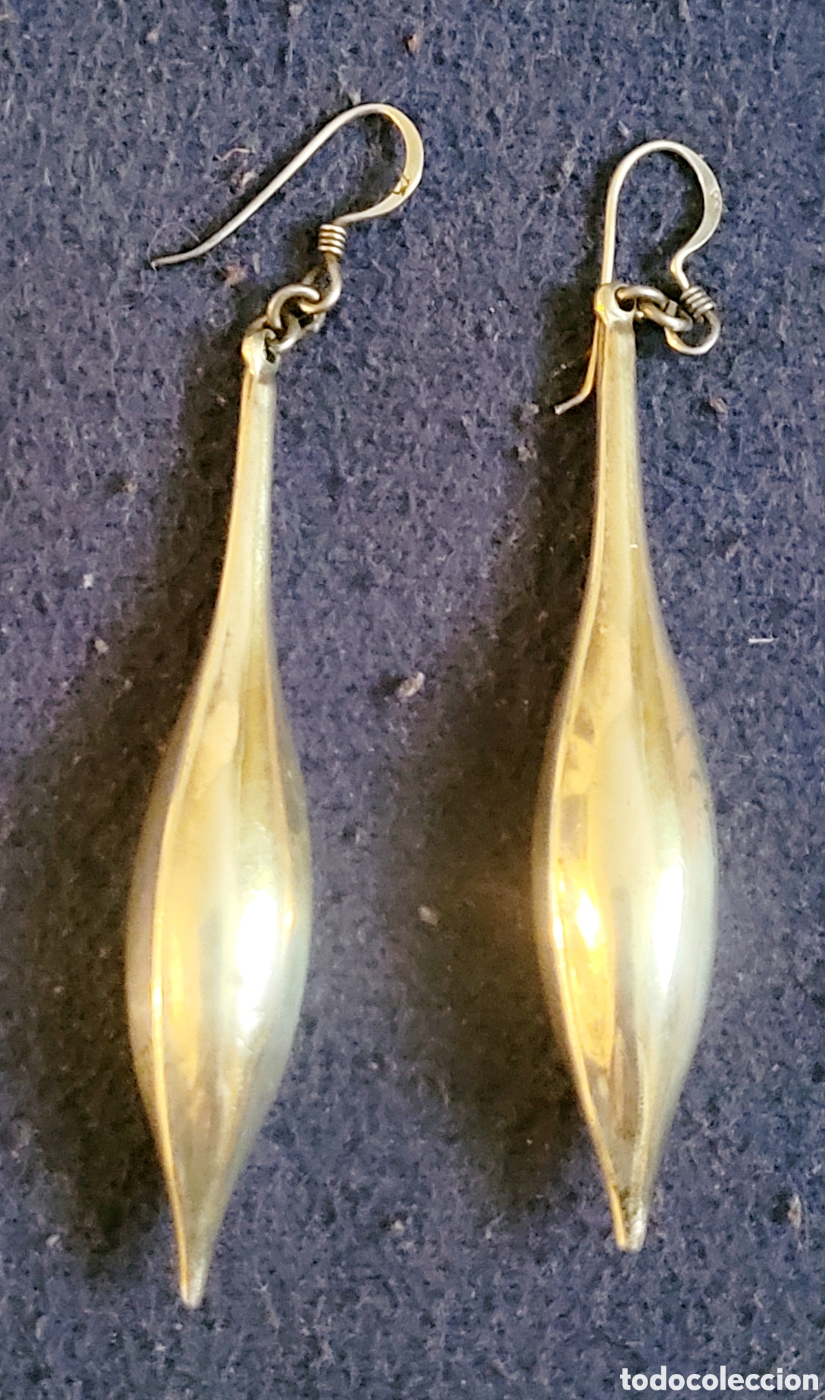 Joyeria: Preciosos pendientes largos de plata 925