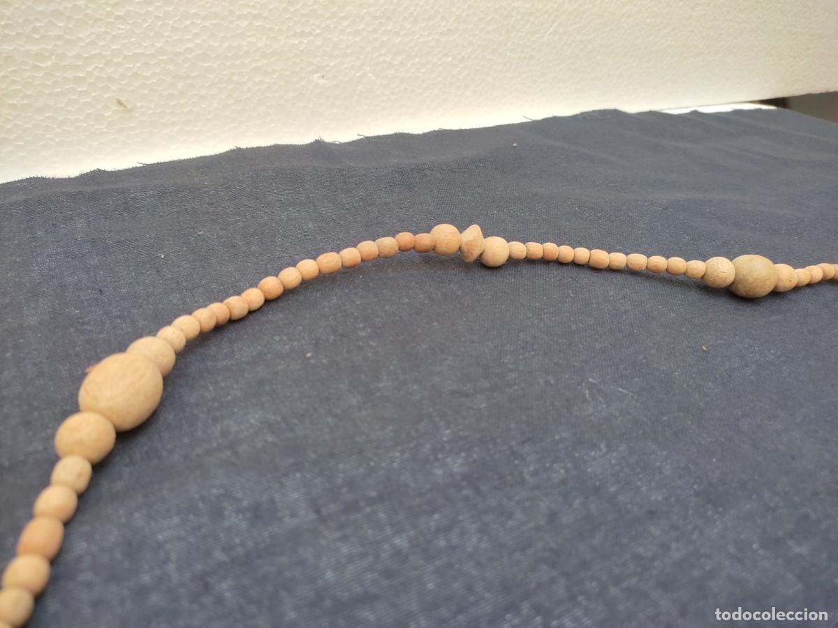 Joyeria: antiguo collar de madera fina - Foto 3
