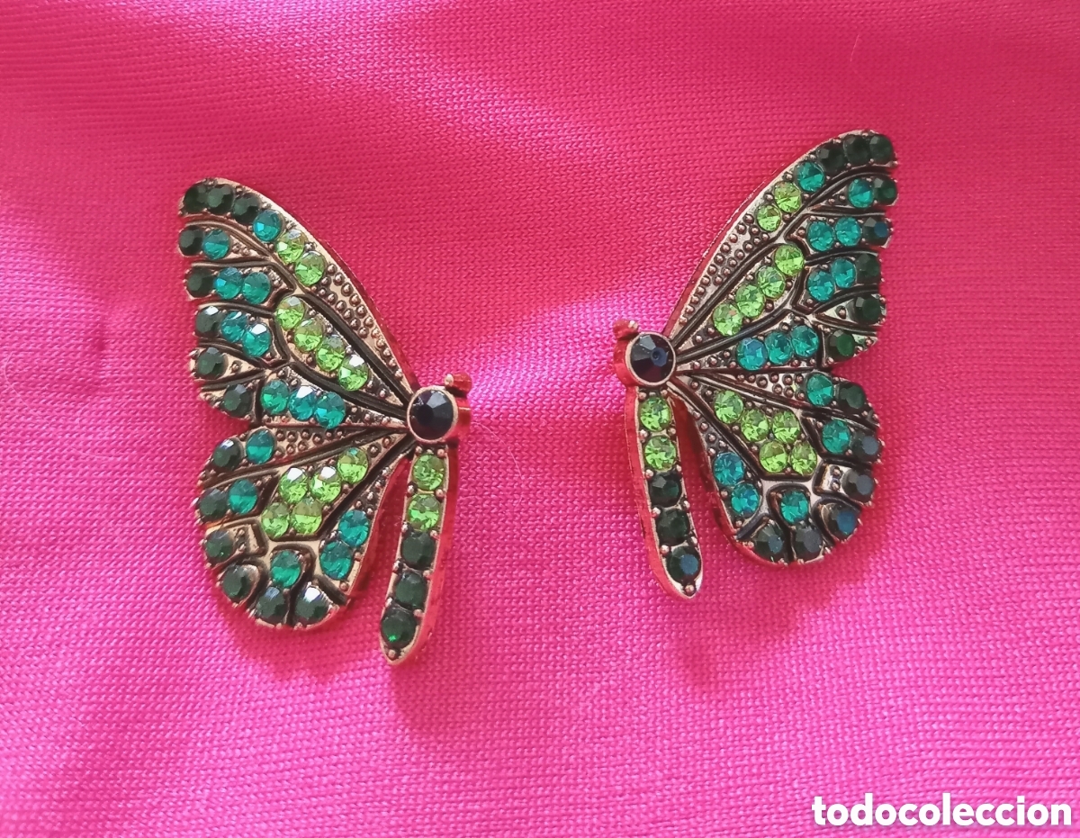 Joyeria: Originales pendientes de bot&oacute;n de mariposa con incrustaciones brillantes verdes 3,3cm. Muy bonitos