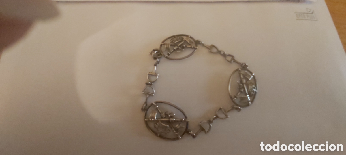 Joyeria: PULSERA DE PLATA CON EMBLEMA DE CABALLERIA Y ESLABONES . - Foto 1