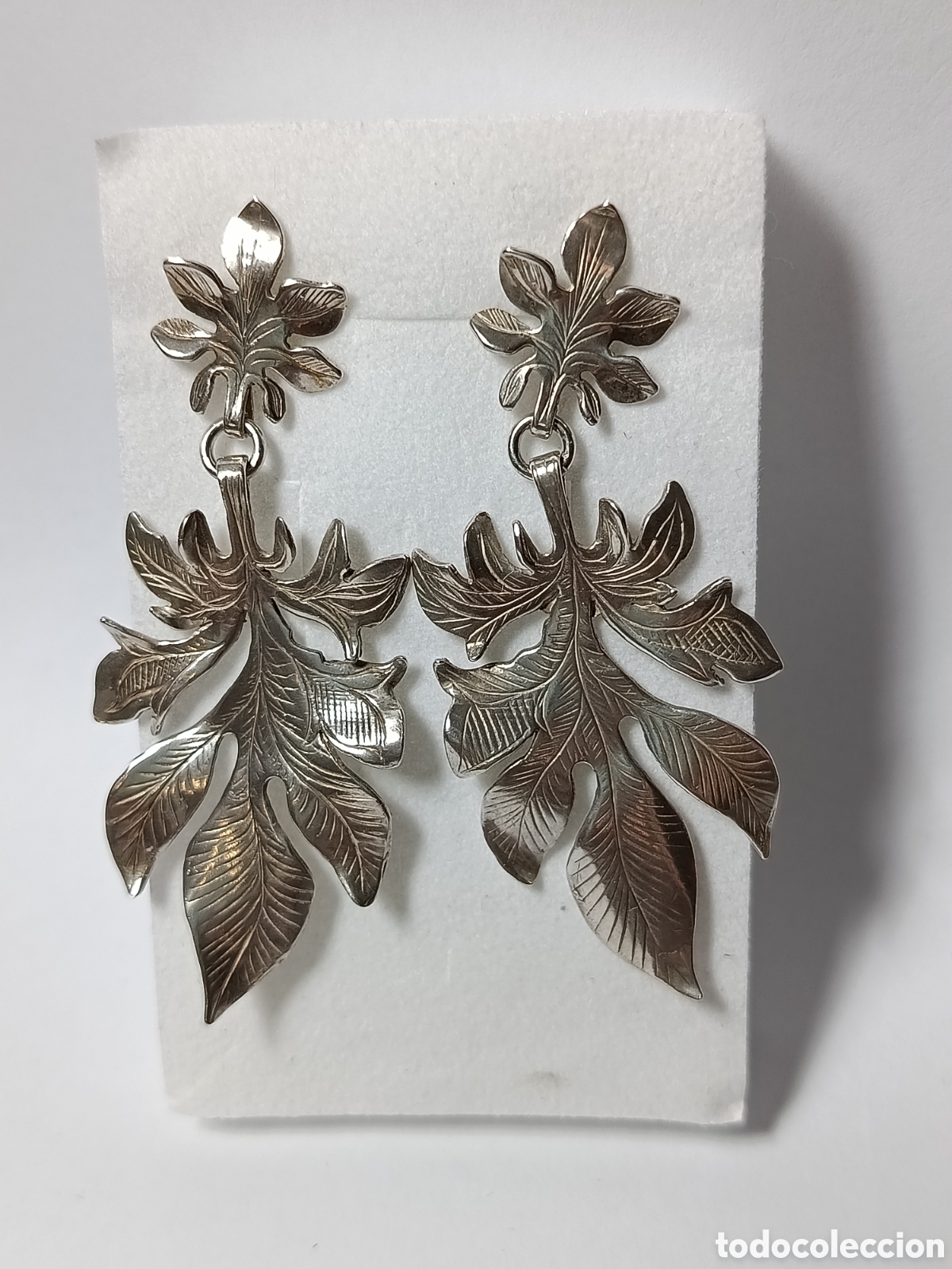 Joyeria: Pendientes largos de plata 925. Hojas articuladas