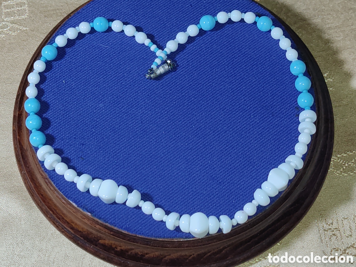Joyeria: Collar de opalina blanca y azul celeste.Vintage. - Foto 2