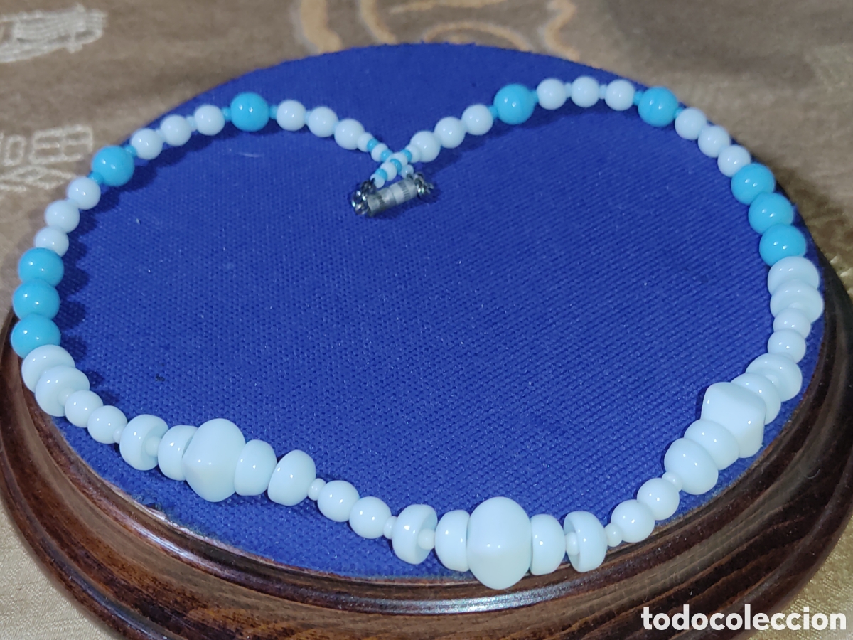 Joyeria: Collar de opalina blanca y azul celeste.Vintage. - Foto 3