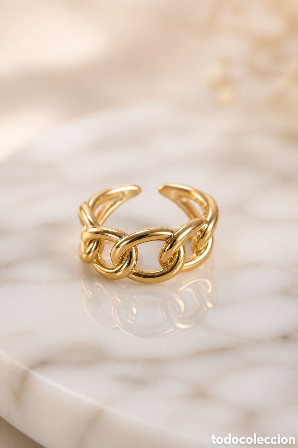 Joyeria: PRECIOSO ANILLO ELABORADO EN PLATA DORADA