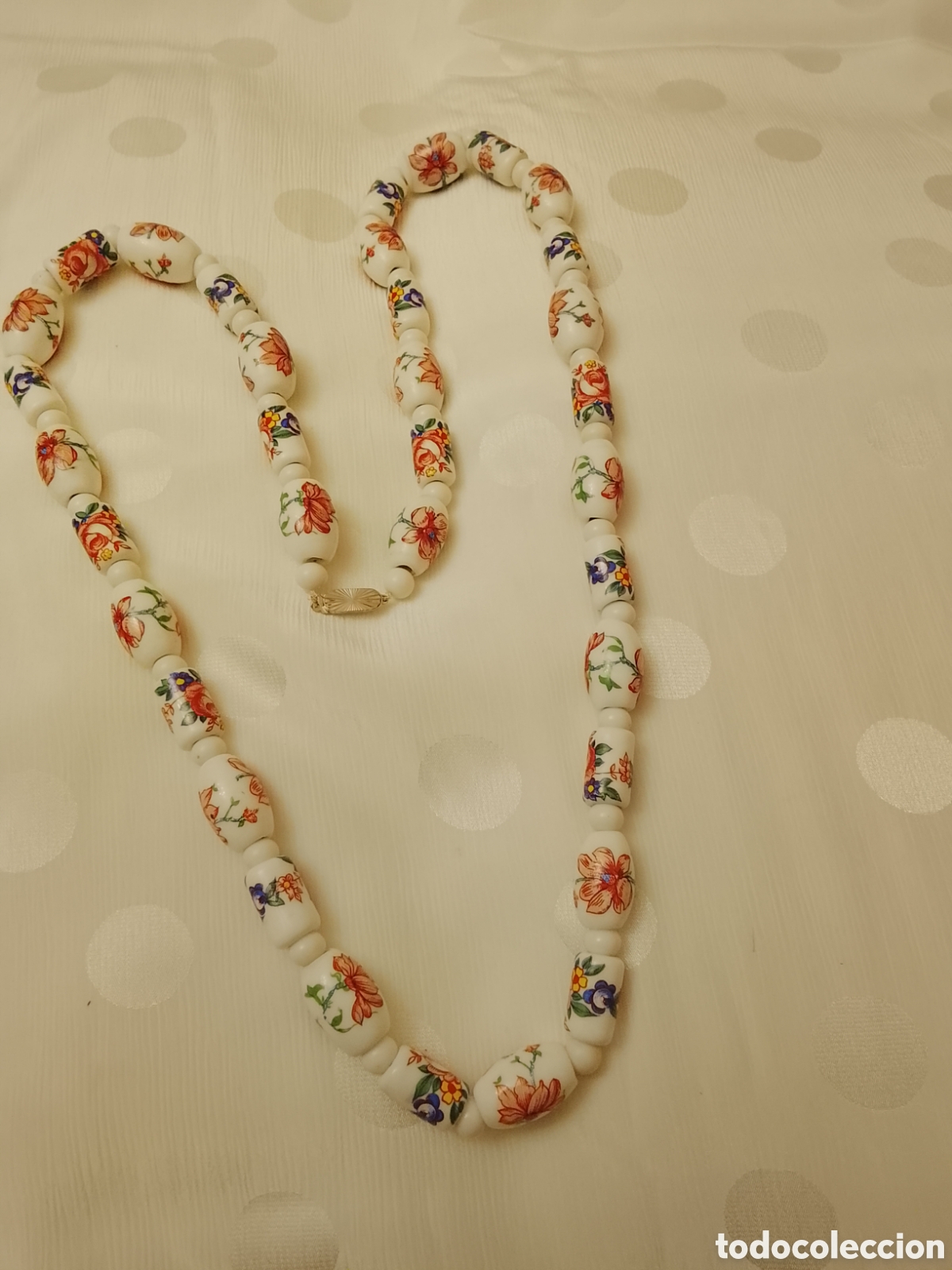 Joyeria: Antiguo collar de porcelana pintada y bolitas de cristal de murano .Mide 90cent .Ver fotos y descrip