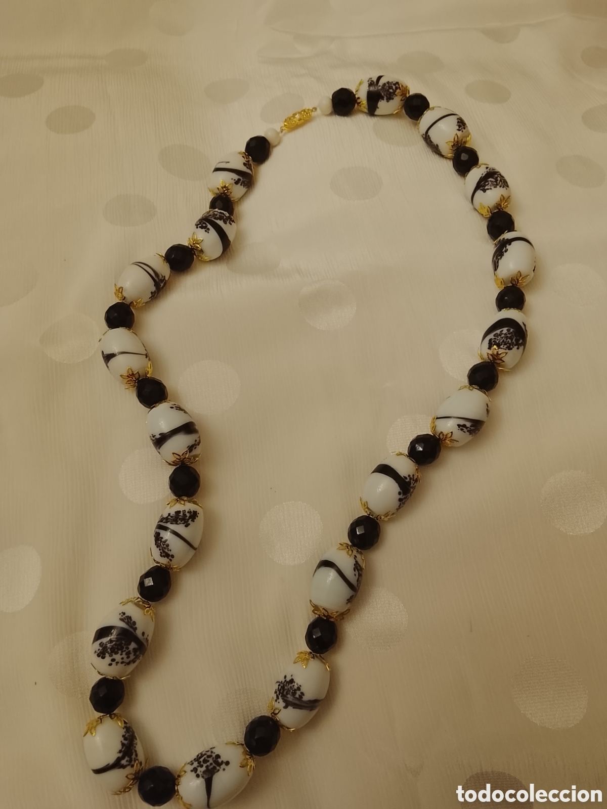 Joyeria: Antiguo collar de porcelana decorada y bolas de murano facetado .Ver fotos y leer descripci&oacute;n