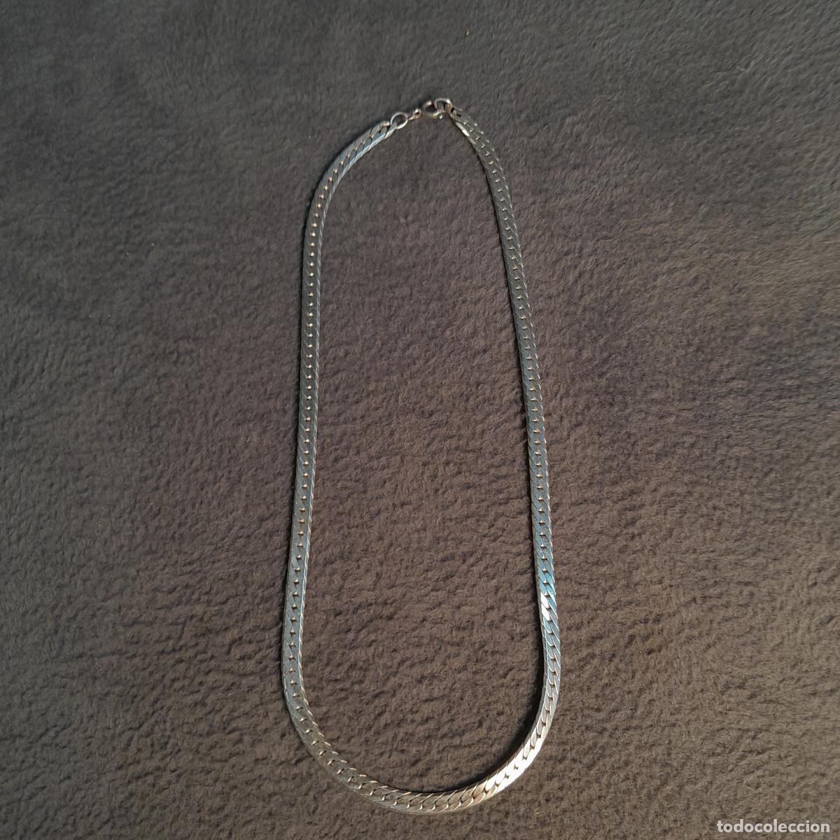 Joyeria: J-4515. CADENA TIPO MALLA PLANA EN PLATA. SIGLO XX