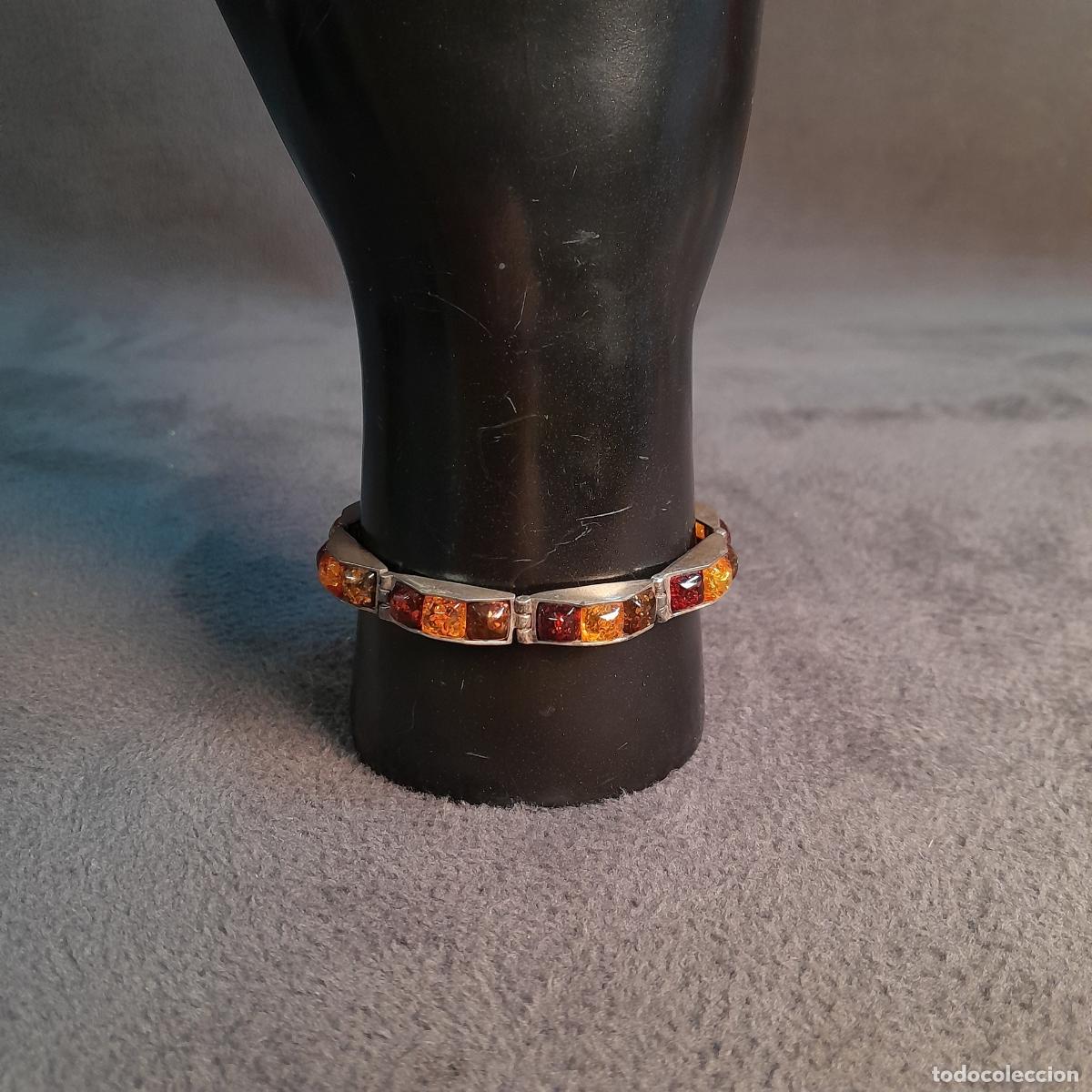 Joalharia: J-4530. PULSERA ARTICULADA EN PLATA DE LEY (925) Y &Aacute;MBAR DEL B&Aacute;LTICO. SIGLO XX