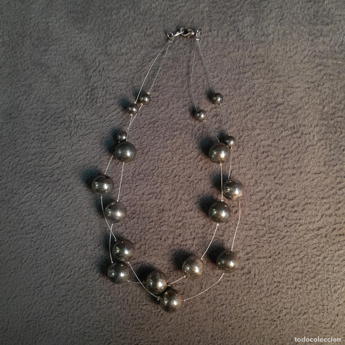 Joyeria: J-4522.COLLAR DE DOBLE HILO CON CUENTAS ESF&Eacute;RICAS EN BA&Ntilde;O DE PLATA.MEDIADOS DEL S.XX