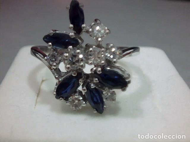 Joyeria: anillo en oro con diamantes y zafiros - Foto 2