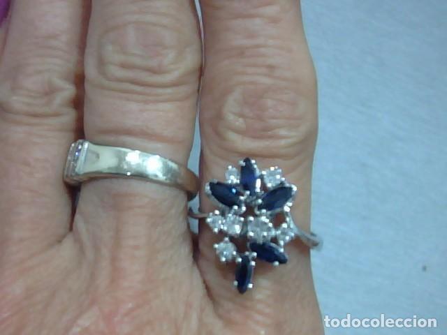 Joyeria: anillo en oro con diamantes y zafiros - Foto 4