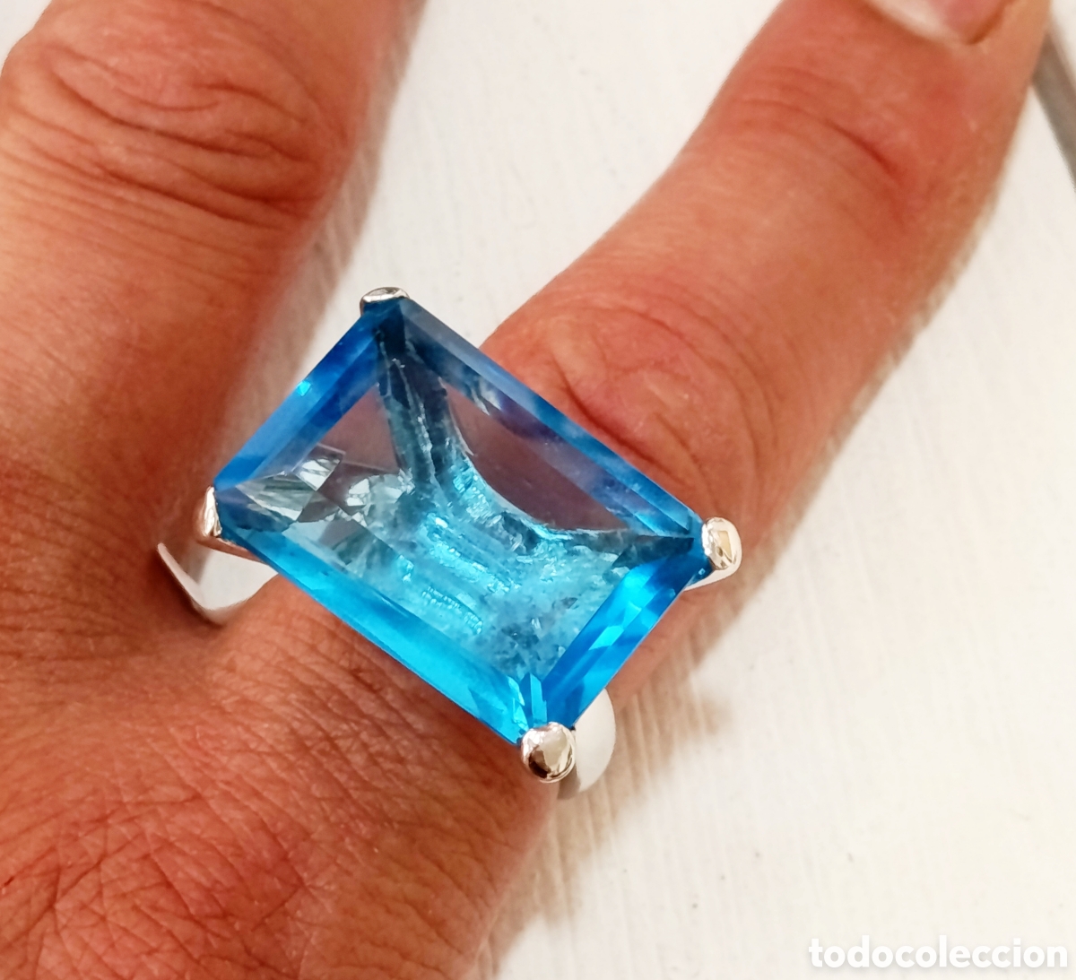 Joyeria: Anillo de plata de 1ra ley 925, talla 19, 12.3 gr., a&ntilde;o 2000, nuevo