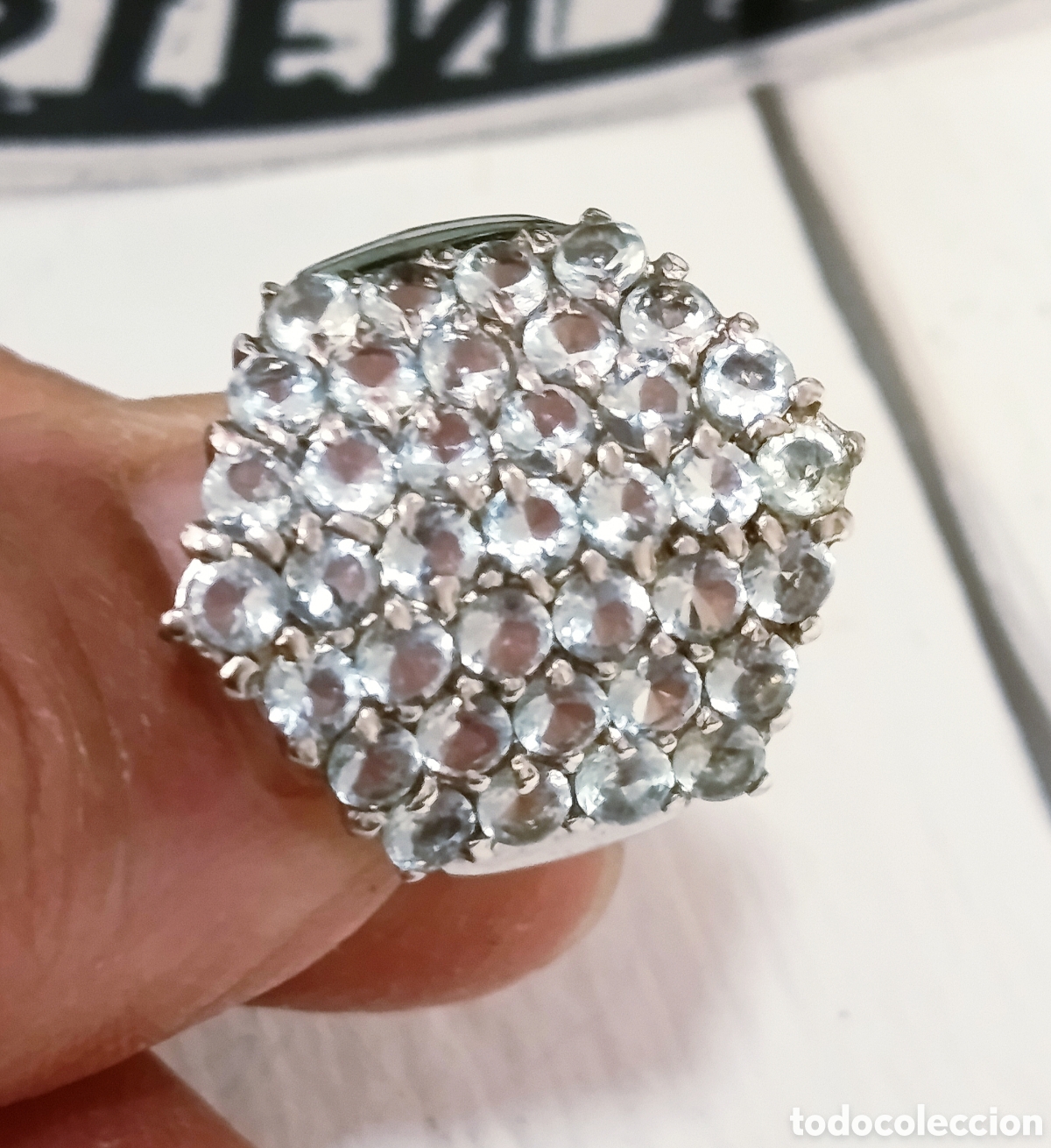 Joyeria: Anillo de plata de 1ra ley 925 y circonitas azules, talla 19, 9.3 gr, a&ntilde;o 2000, nuevo