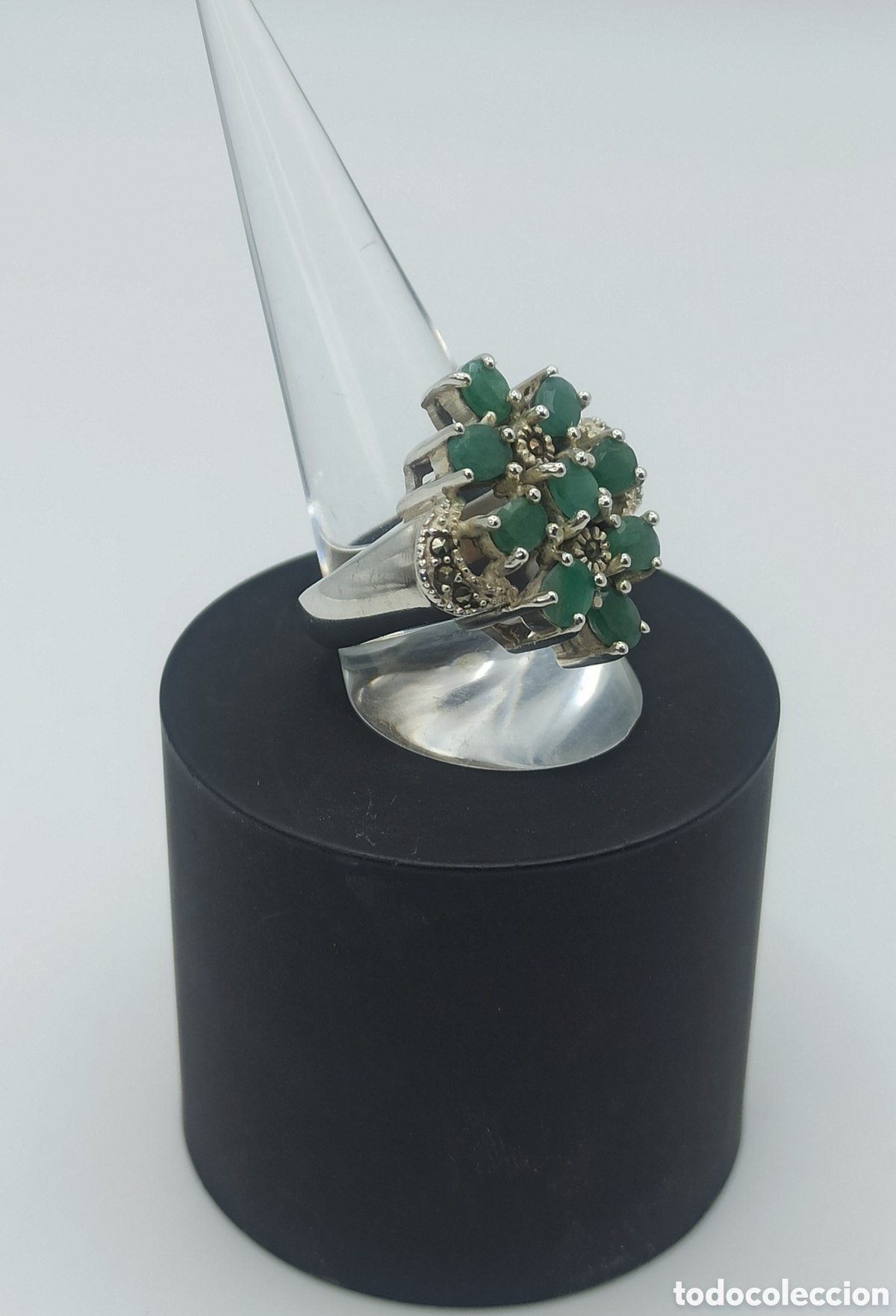 Joyeria: Anillo Plata Esmeraldas y Marquesitas