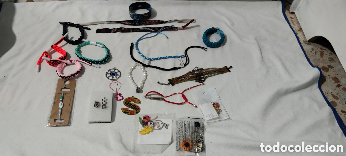 Joyeria: Lote de bisuter&iacute;a y accesorios variados - Foto 1