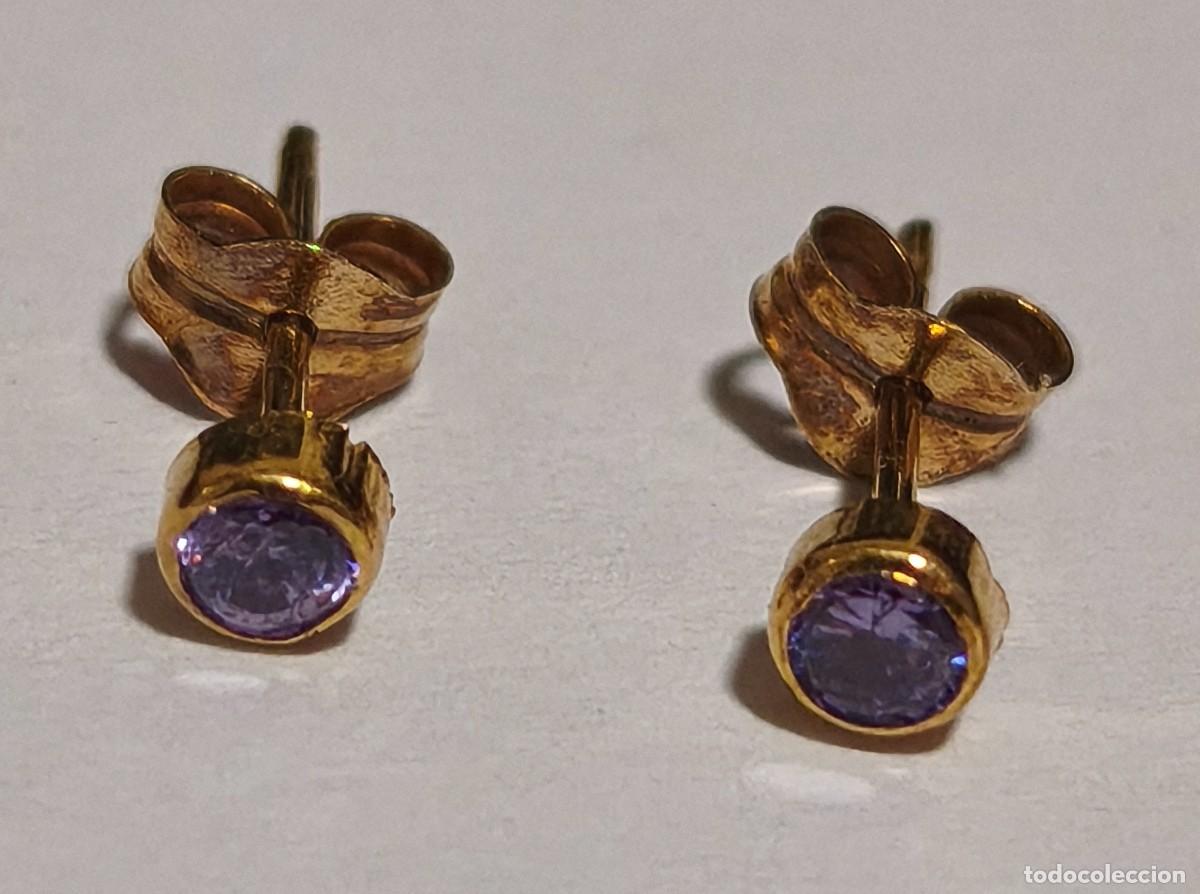 Joyeria: Pendientes de oro 18 quilates con piedra violeta sint&eacute;tica