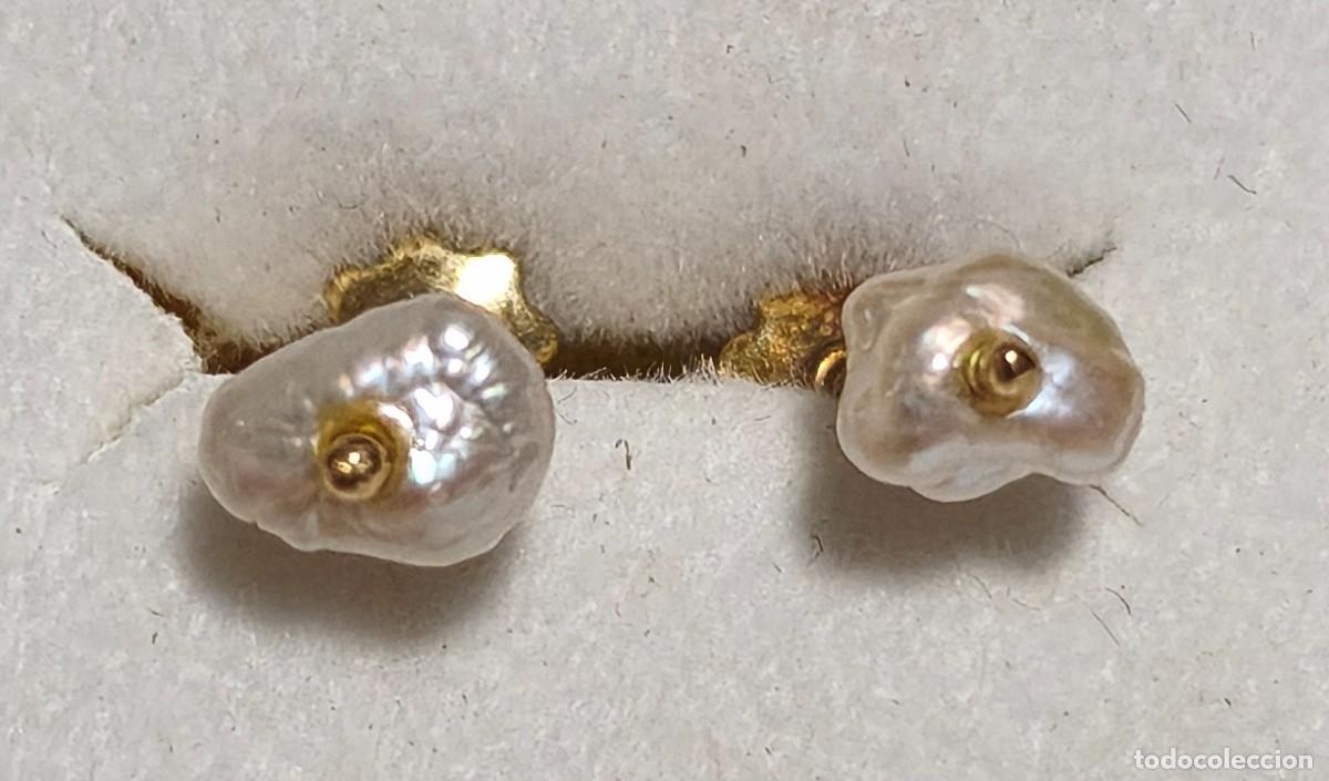 Joyeria: Pendientes de oro 18 quilates con perla blanca de r&iacute;o