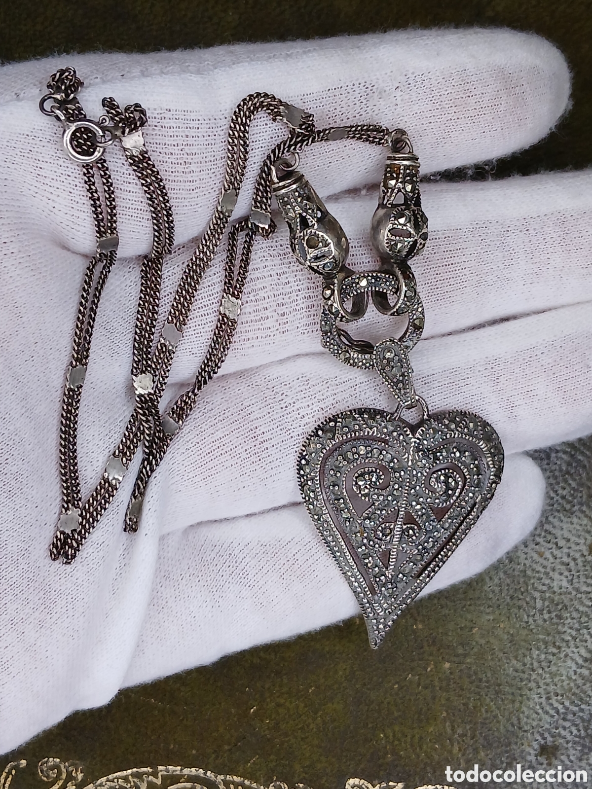 Joyeria: L196J5.Antiguo colgante con dije Plata y marquesitas