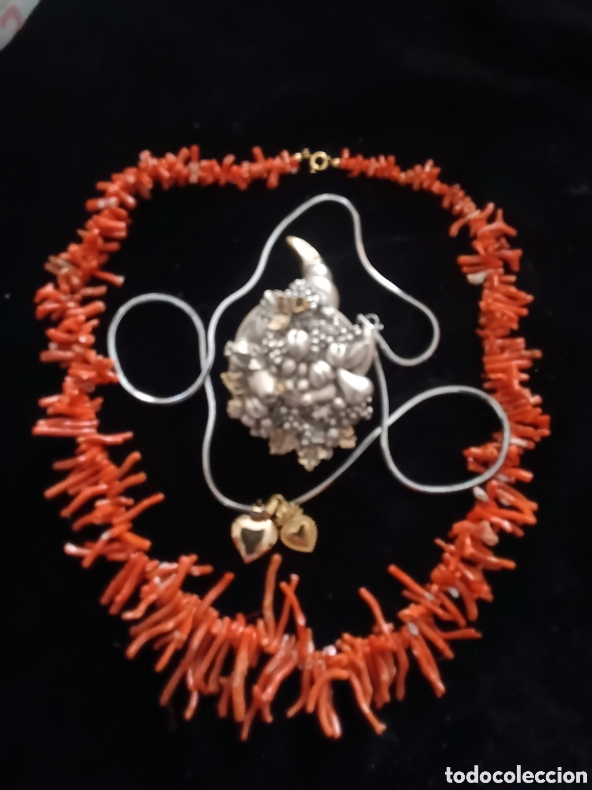 Joyeria: Coral Necklace and Cornucopia Set ​Espa&ntilde;ol ​Set de Collar de Coral y Cornucopia