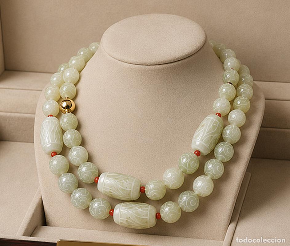 Joaillerie: EXCEPCIONAL COLLAR VINTAGE LARGO CON 88 GRANDES JADES Y CORAL NATURAL &middot; PESO: 128 GRAMOS
