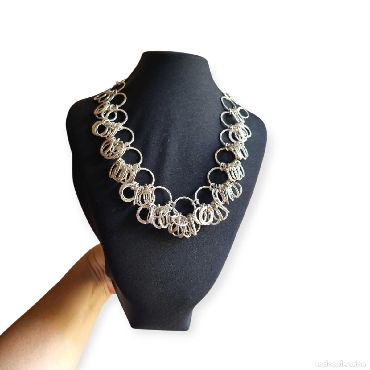 Gioielleria: Collar vintage italiano de plata de anillas texturizadas, modernista Mid-Century, ca. 1980&ndash;1995