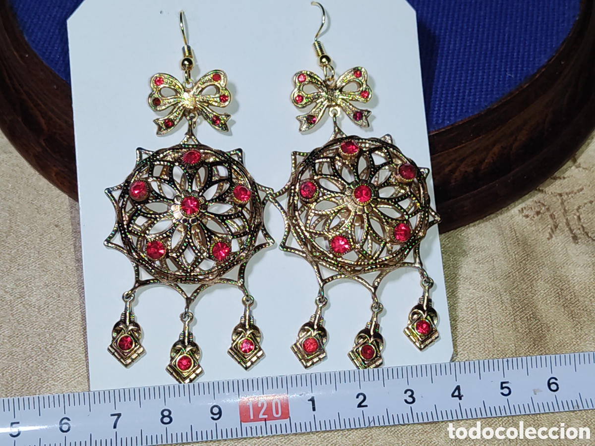 Joyeria: Hermosos pendientes de jotera o de traje regional.