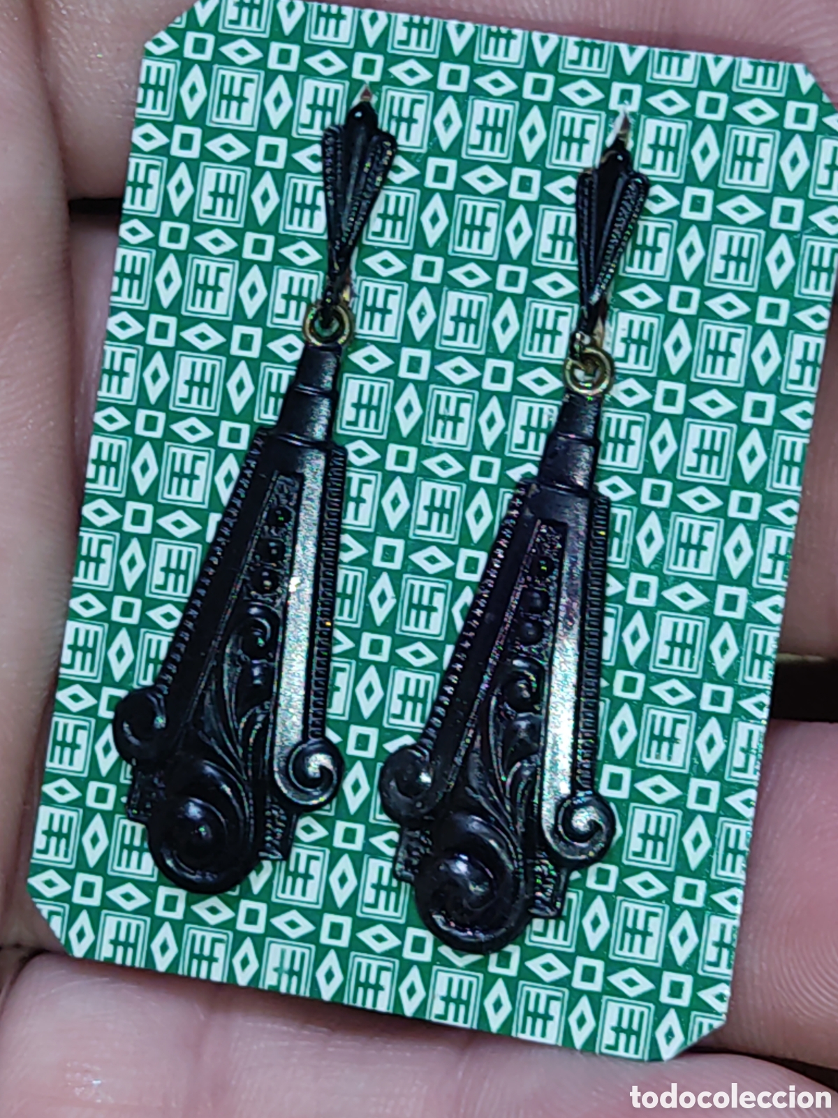 Joyeria: Pendientes Art Deco de lat&oacute;n esmaltado negros de luto.