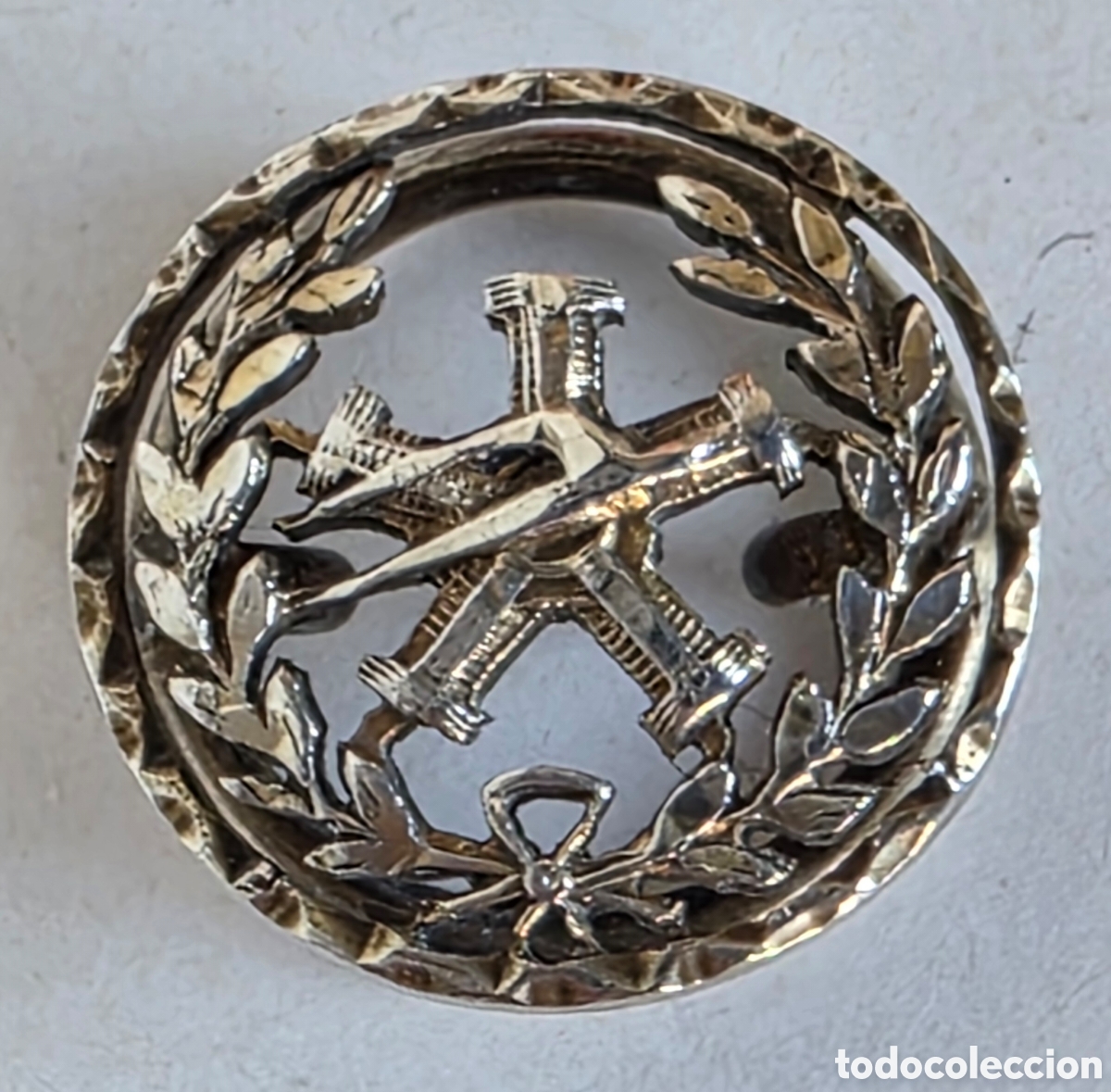 Joyeria: Insignia de Plata para ojal Escudo Ingenier&iacute;a A&eacute;rea y del Espacio - Ingeniero Aeron&aacute;utica