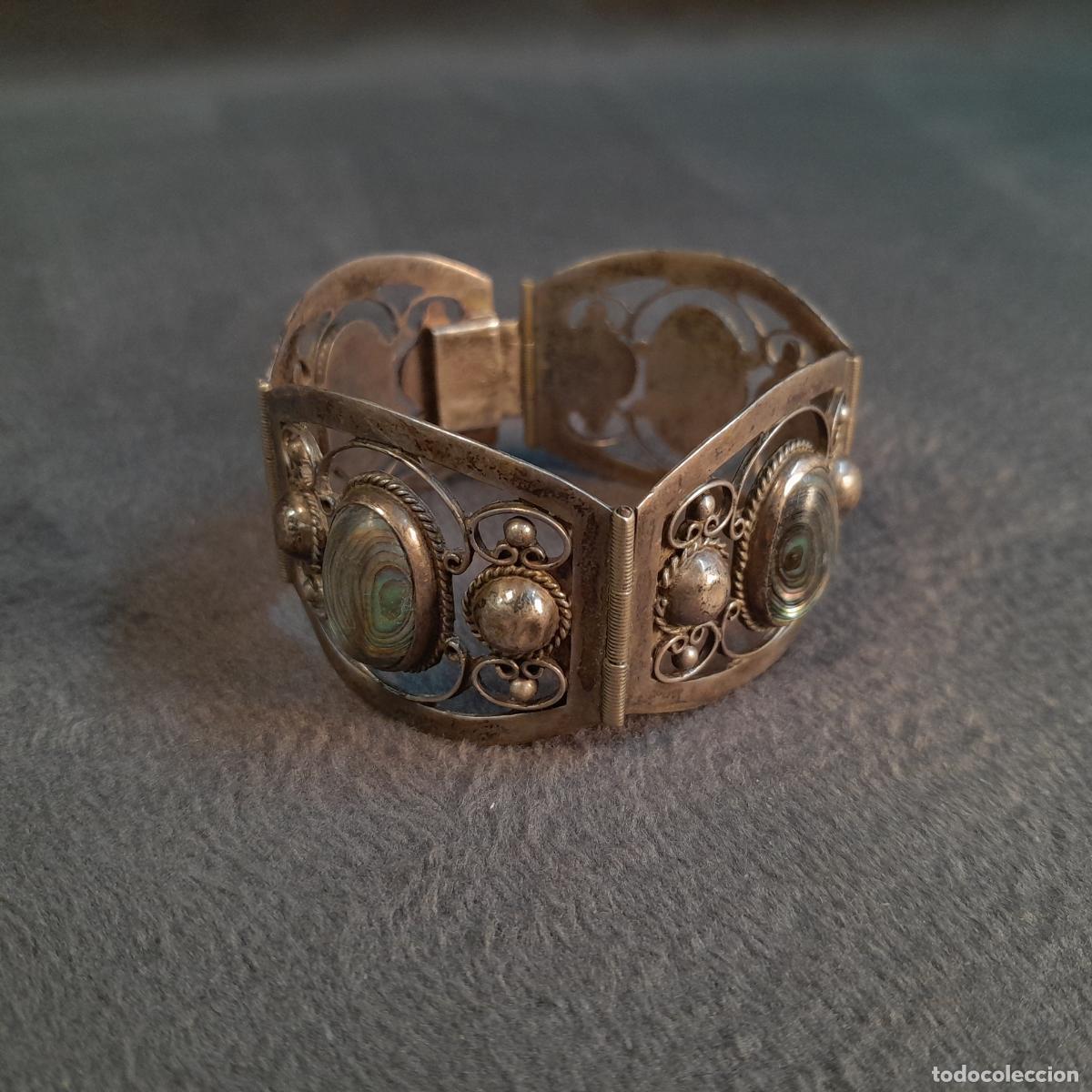 Joyeria: J-4538.PULSERA ARTICULADA DE PLATA CON CABUJONES DE ABUL&Oacute;N. MEDIADOS S.XX