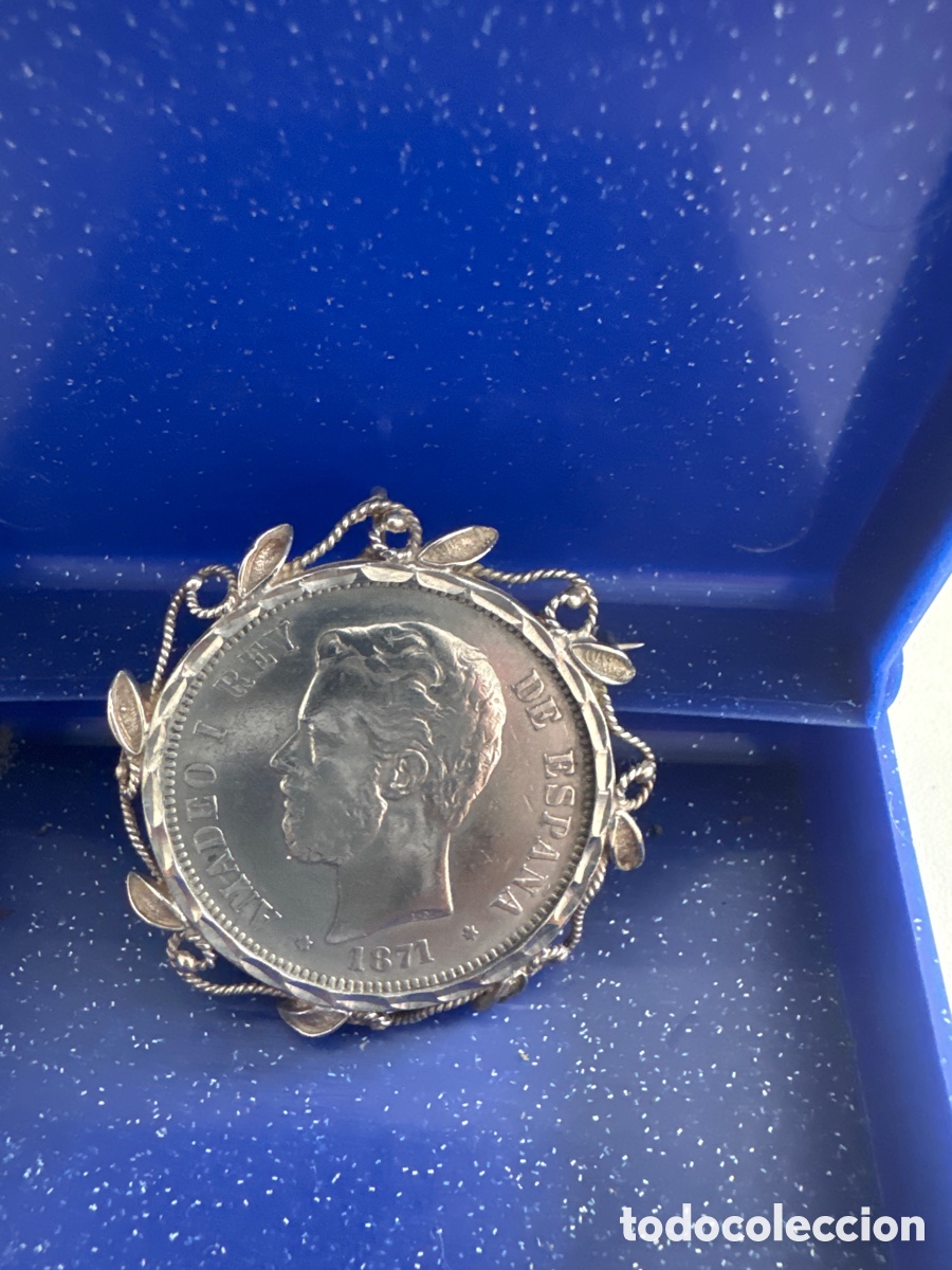 Joyeria: Broche con moneda de Amadeo 1971