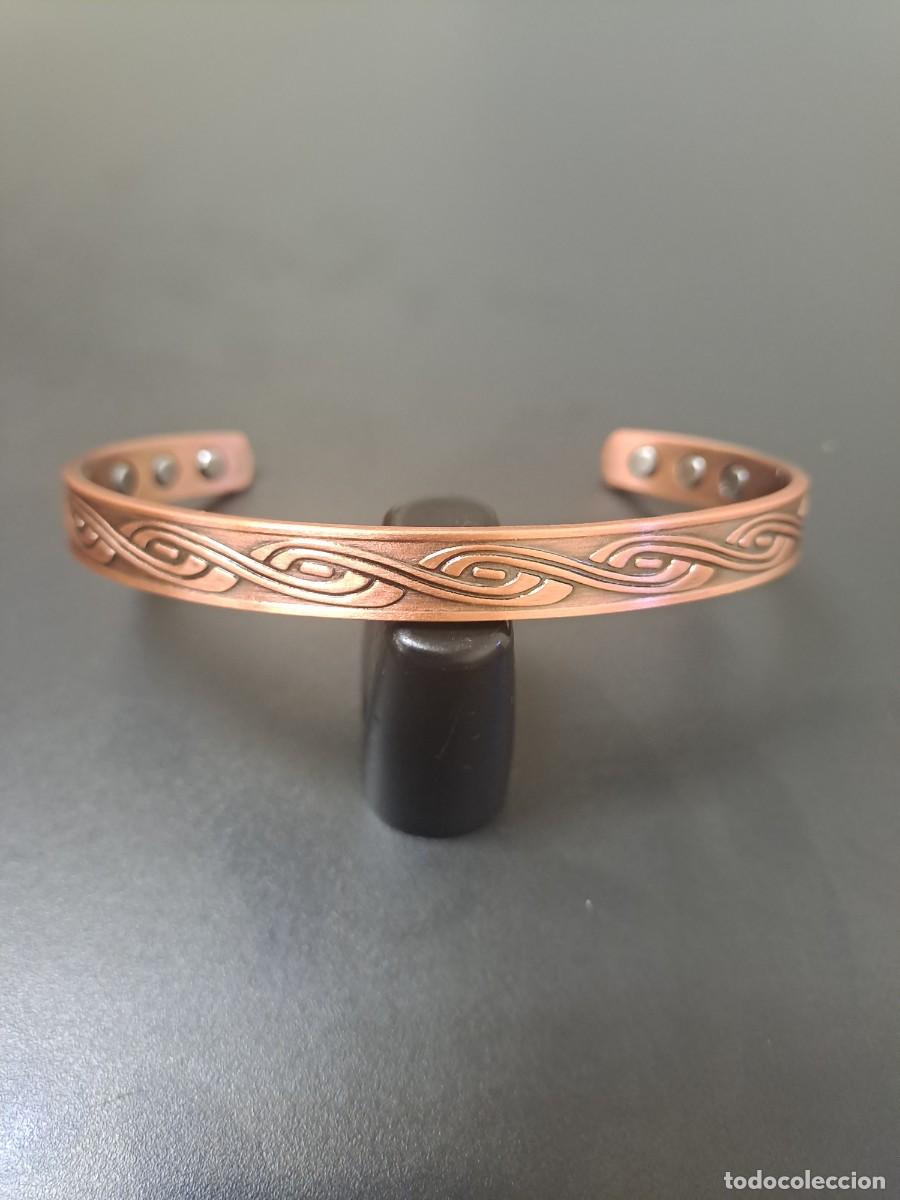 Joyeria: Pulsera magn&eacute;tica de cobre aut&eacute;ntico con grabado de ondas e&oacute;licas