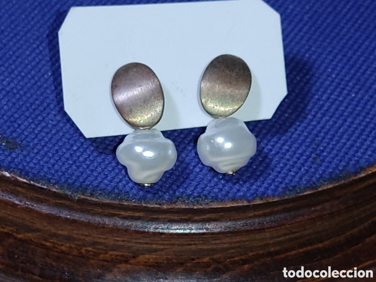 Joyeria: Pendientes con bonita perla simulada.Vintage.