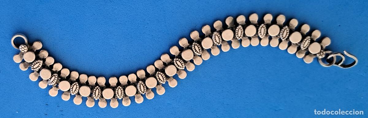 Joyeria: PULSERA VINTAGE DE PLATA EN FORMA DE CIEMPI&Eacute;S Ref. DJ - Foto 1