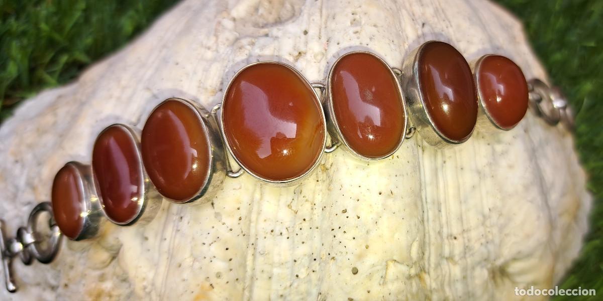 Joyeria: PULSERA VINTAGE DE PLATA DE LEY 925 CON PIEDRAS OVALADAS DE CORNALINA ref. D&Ntilde;