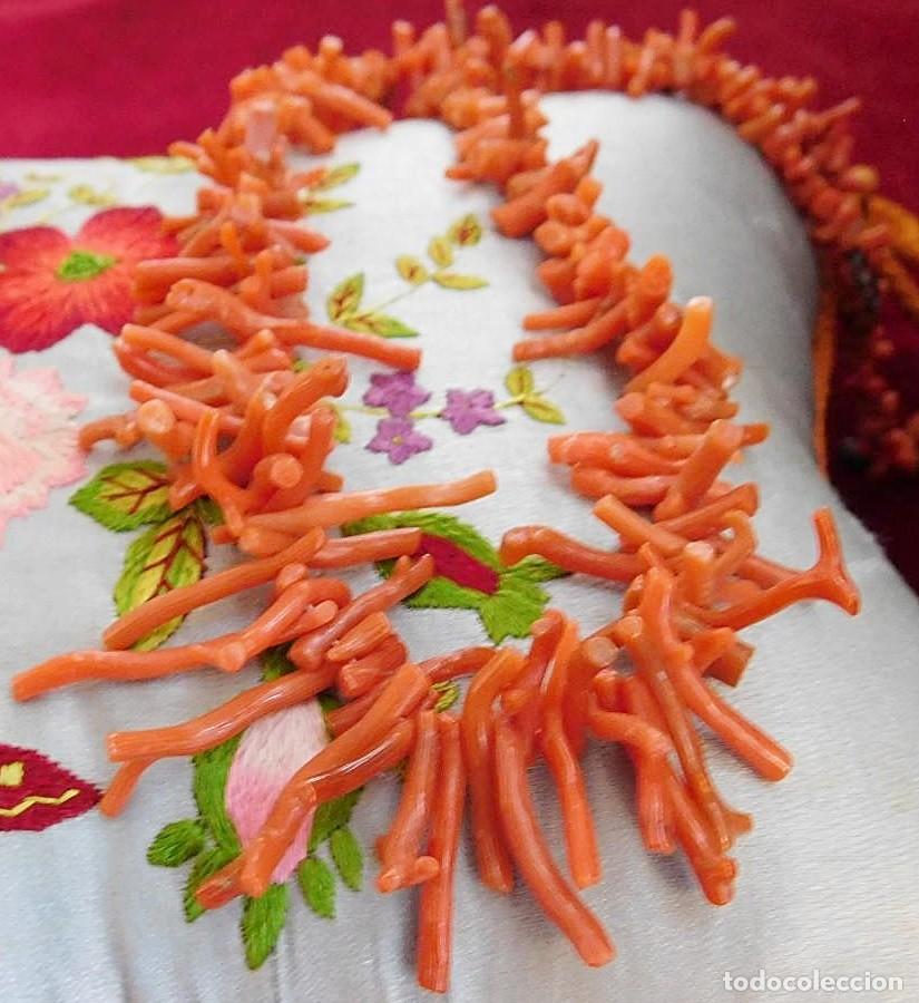 Joyeria: COLLAR COMPLETO DE BELLO CORAL ANTIGUO DEL MEDITERR&Aacute;NEO CON 33 GRAMOS &middot; RAMA MAYOR DE 3.1 CM