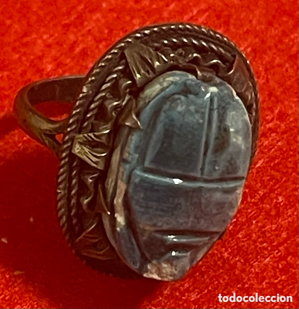 Joyeria: Antiguo anillo en plata de ley contrastada, con escarabajo Egipcio.